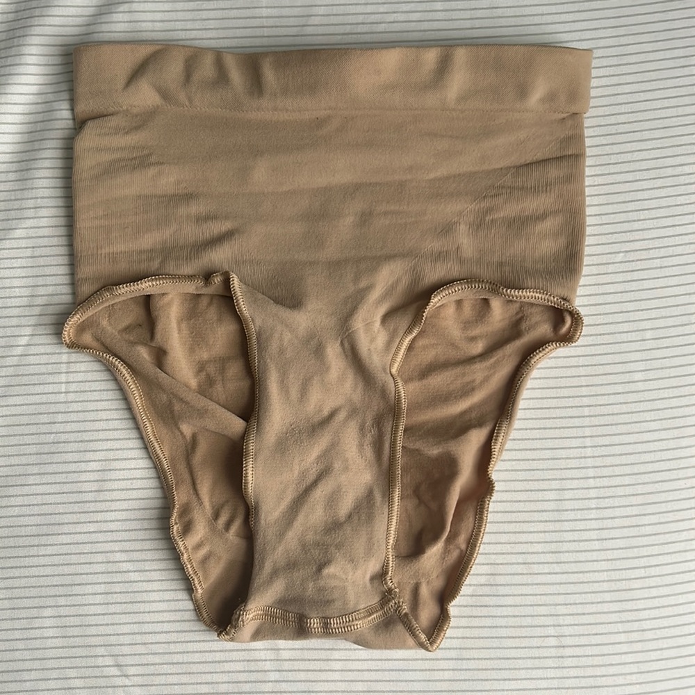 2 for $8 INTIMATES - SKIMS Mid Waist Brief